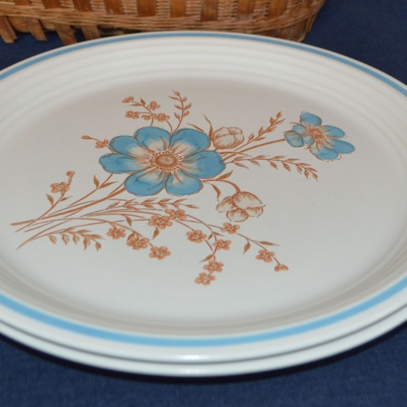 12" Plate - Patricia by Baker, Hart & Stuart  2of2 - Picture 3 of 5